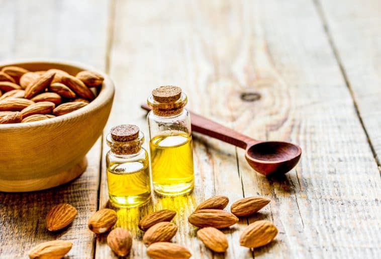 Almond Extract Vs Almond Flavoring Treat Dreams