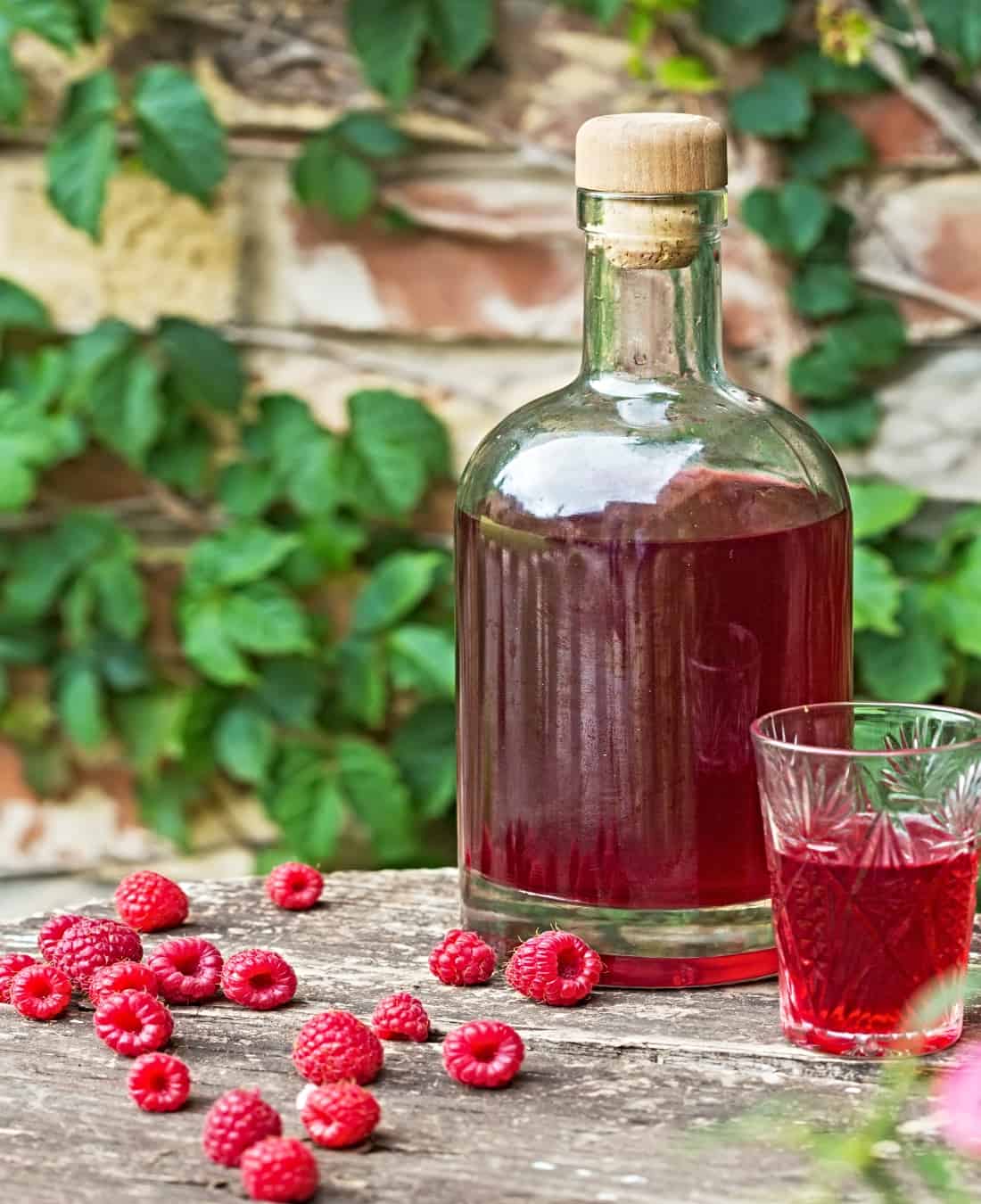 Chambord Substitutes (And How To Use Them) Treat Dreams