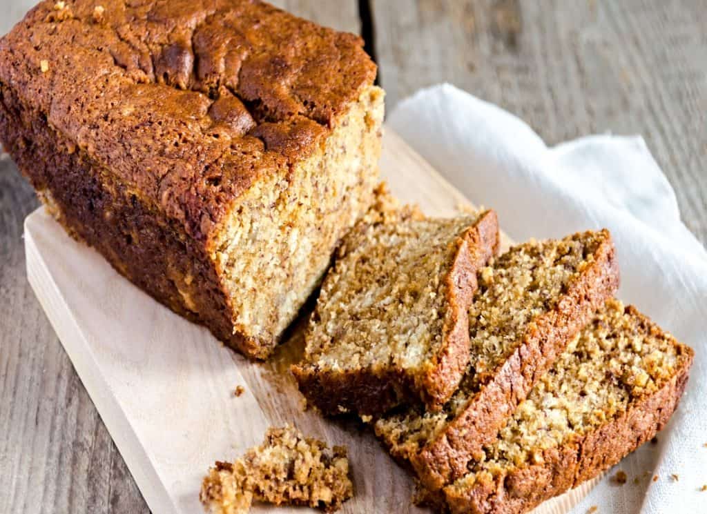 banana bread loaf from gluten free flour