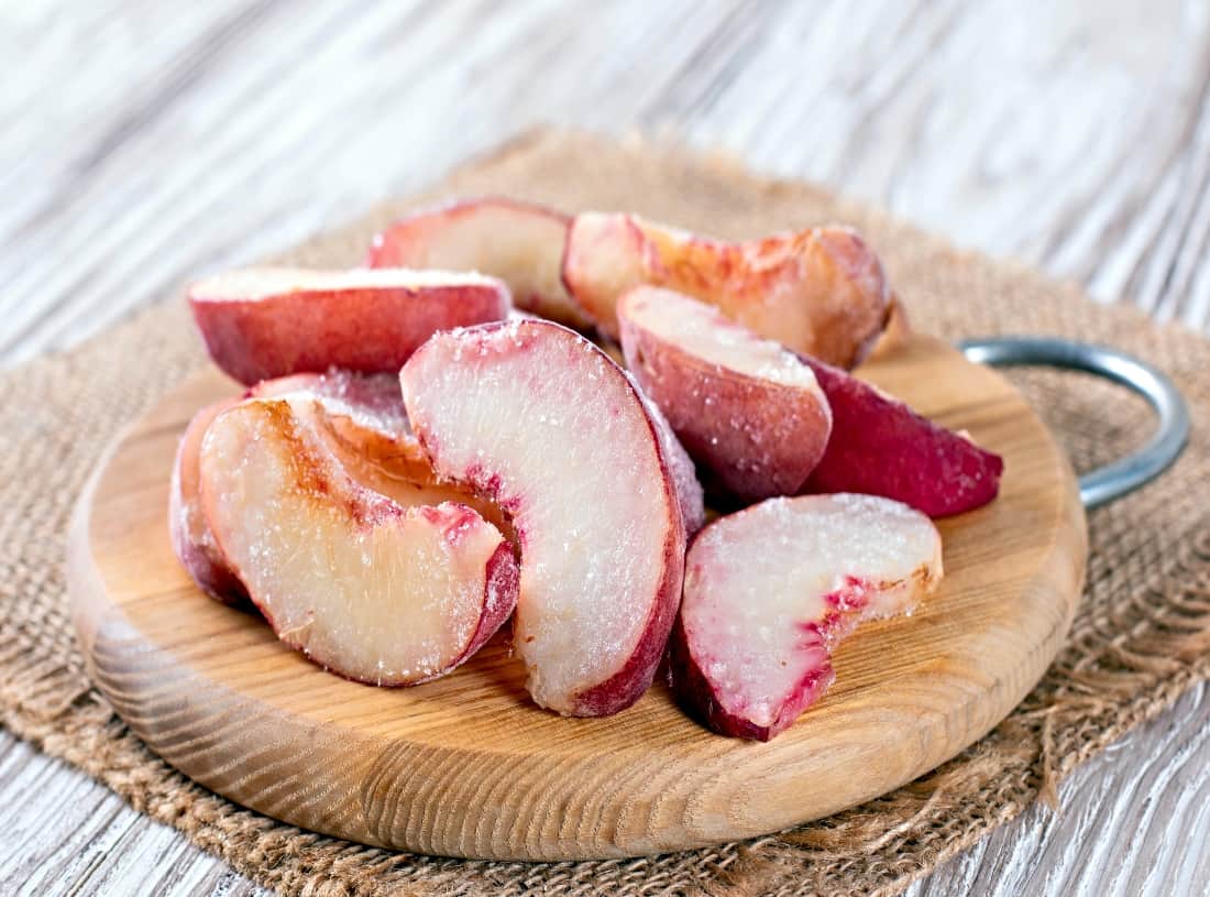 Peach Cobbler With Frozen Peaches Treat Dreams
