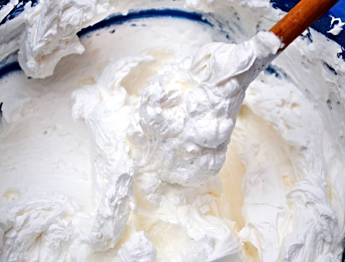 Cherry Cheese Pie With Cool Whip (No Bake) Treat Dreams