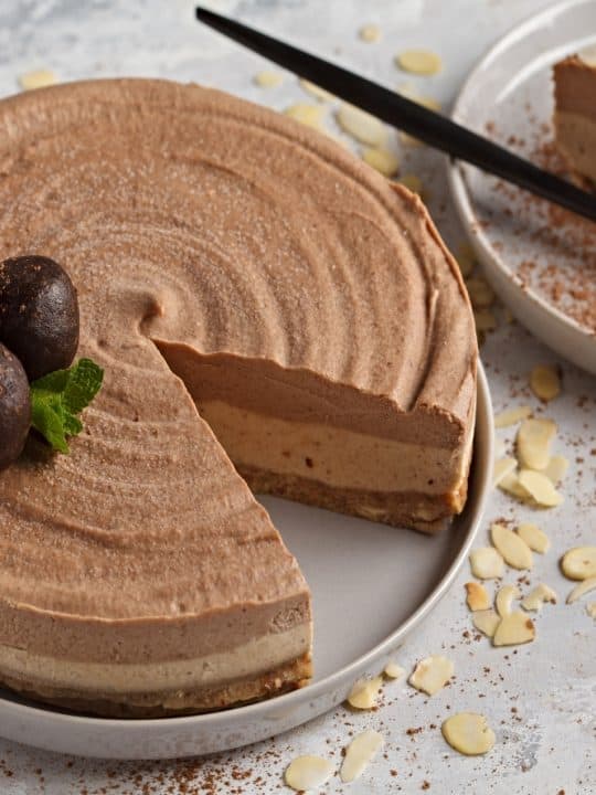 Easy Peanut Butter Pie (With Cool Whip)