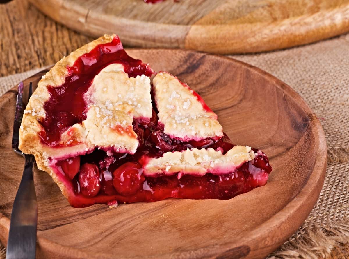 Cherry Pie (With Cherry Pie Filling) Treat Dreams