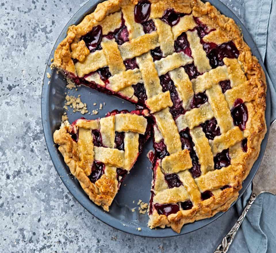 Cherry Pie (With Cherry Pie Filling) | Treat Dreams